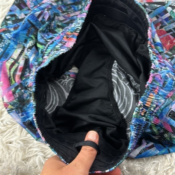 Lululemon SeaWheeze 2018 Tracker Shorts - Picture 3 of 4